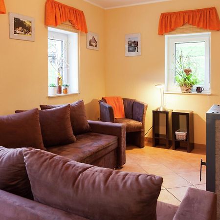 Charming Holiday Home In Hohnstein Ot Lohsdorf エクステリア 写真