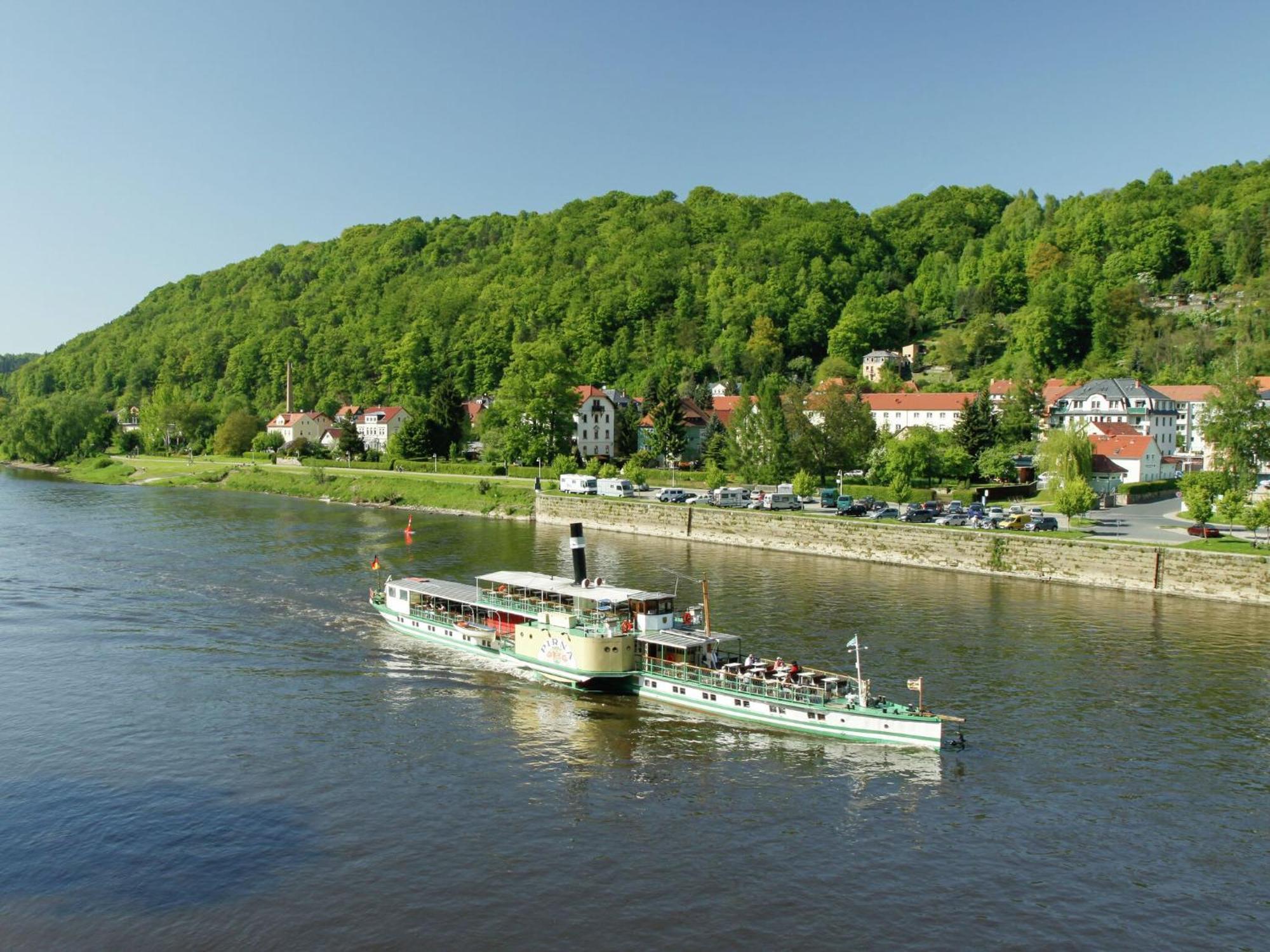 Charming Holiday Home In Hohnstein Ot Lohsdorf エクステリア 写真