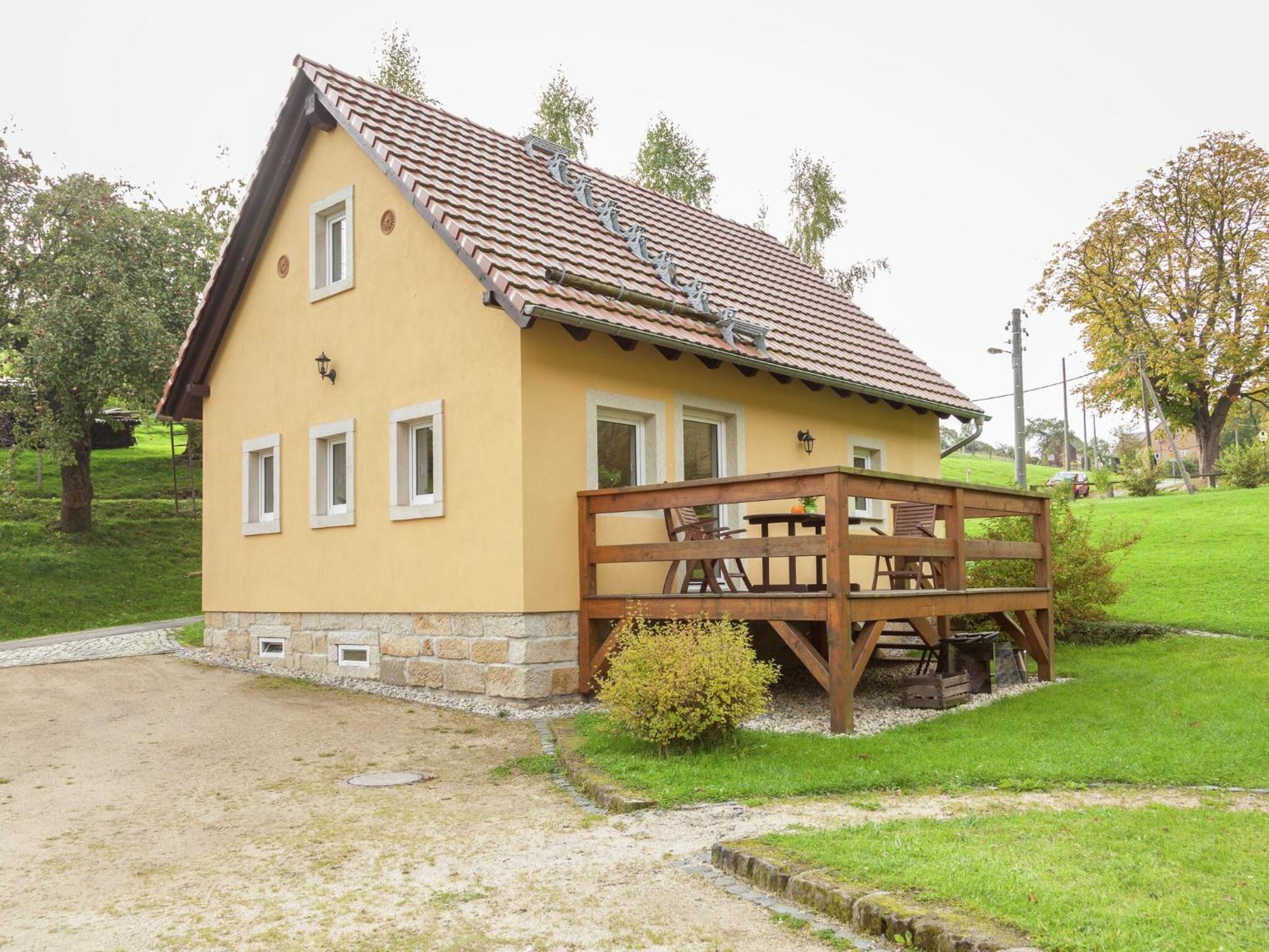 Charming Holiday Home In Hohnstein Ot Lohsdorf エクステリア 写真