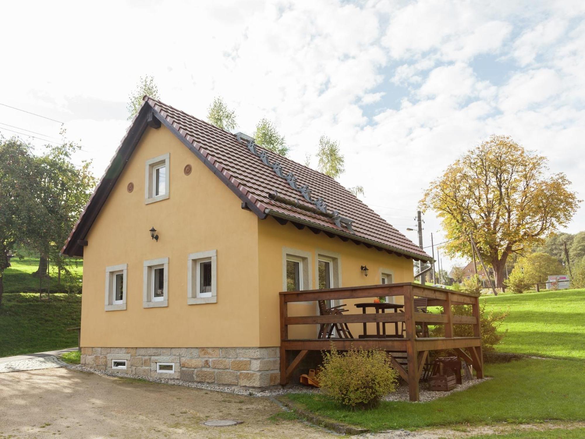 Charming Holiday Home In Hohnstein Ot Lohsdorf エクステリア 写真